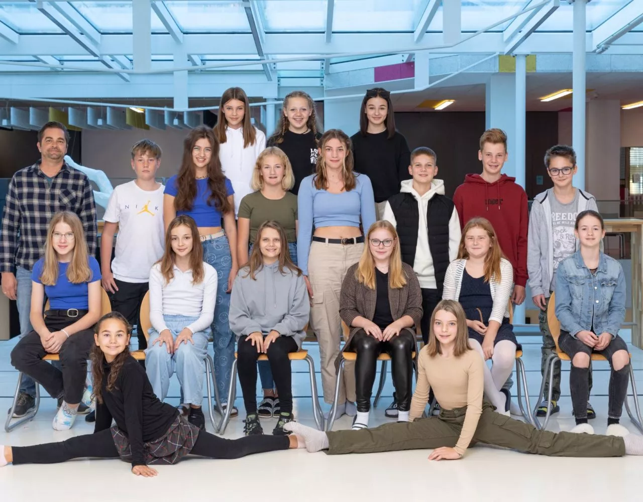 3C (BG)