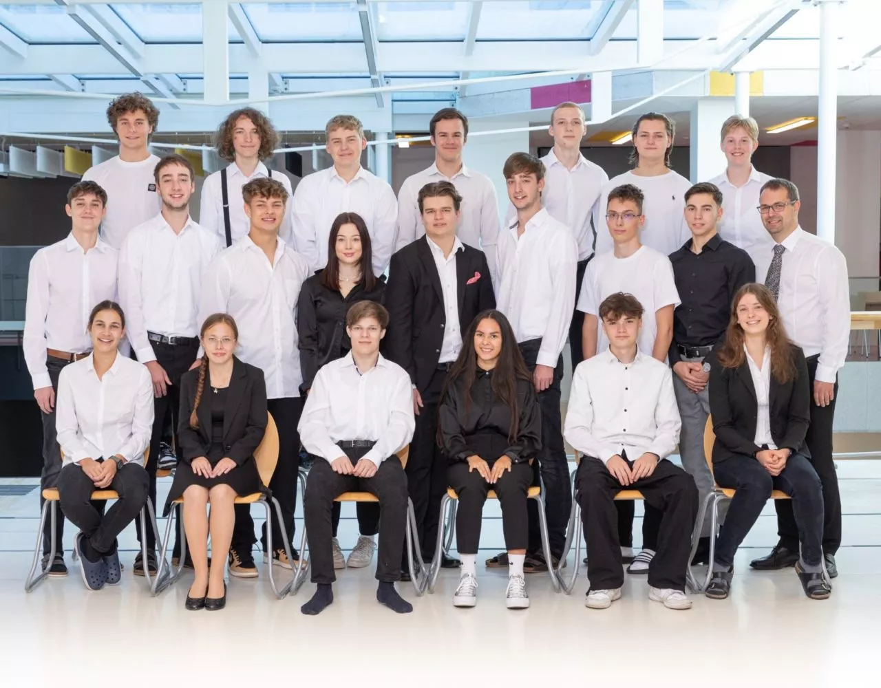 8B (BRG)